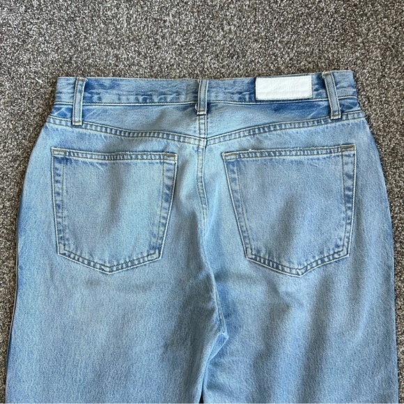 Re/Done 90s High Rise Loose Jeans in Breezy Indigo With Rips, Size 29 - Picture 9 of 11